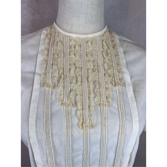 Vintage Late 1950s Cream Lace Button Back Blouse - Picture 3 of 9